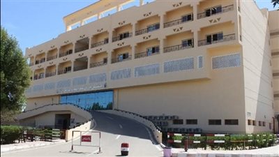 عاجل.. مصرع شاب وإصابة فتاة فى حادث انقلاب موتوسيكل بقنا