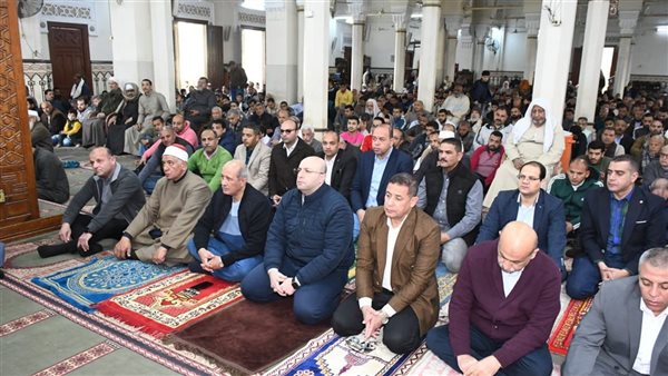 حكم أداء صلاة الجمعة مرتين بإمام ومسجد واحد