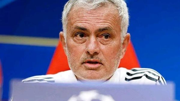 مورينيو يفتح النار على أسطورة بورتو البرتغالي