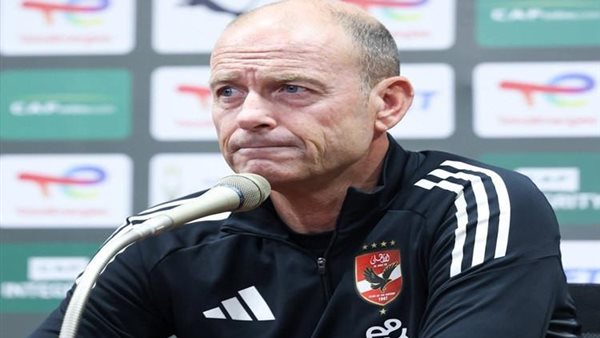 الأهلى يقيل مدربه الدنماركى ييس توروب