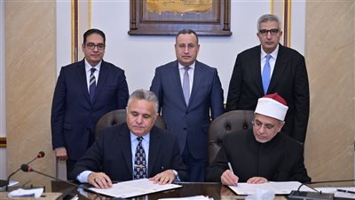  مذكرة تفاهم بين جامعتي الأزهر والسويس للتعاون في المجالات العلمية والأكاديمية