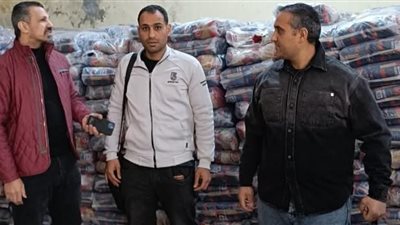 ضبط 3600 عبوة بسكويت ونصف طن أعلاف  مجهولة المصدر بالبحيرة