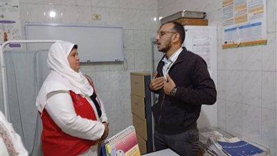  مدير صحة نجع حمادى يحيل مخالفات تم رصدها للشئون القانونية 