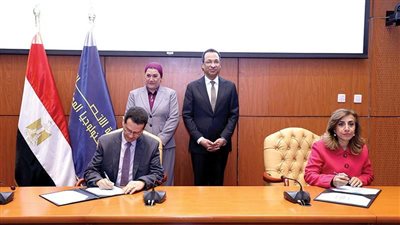 قبل فوات الأوان .. مصر تحمى أطفالها من وحوش الإنترنت
