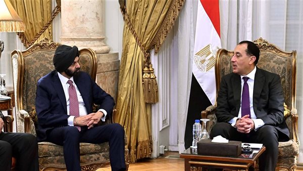 رئيس الوزراء يلتقي رئيس مجموعة البنك الدولي والوفد المرافق له