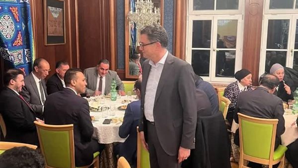 مأدبة إفطار رمضانية حاشدة لأبناء ورموز الجالية المصرية 