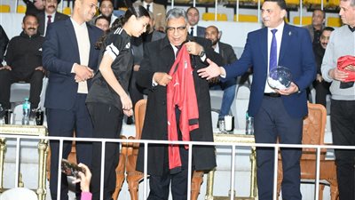 محافظ الدقهلية يشهد افتتاح الدورة الرمضانية باستاد المنصورة 