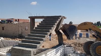 انطلاق المرحلة الثالثة من الموجة 28 لإزالة التعديات على الأراضي الزراعية بالمنيا 