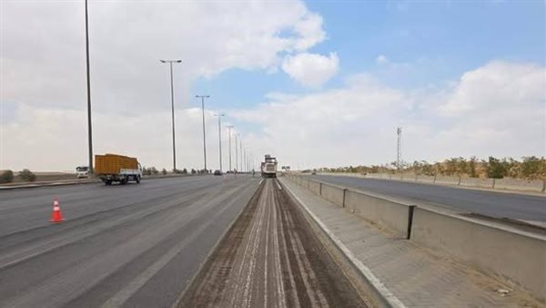 وزيرة الإسكان تتابع موقف تنفيذ عدد من المشروعات الخدمية والمرافق بمدينتي "حدائق أكتوبر" و"٦ أكتوبر"