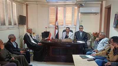  تفاصيل اجتماع مدير تعليم أبو تشت مع أعضاء مجلس الأمناء