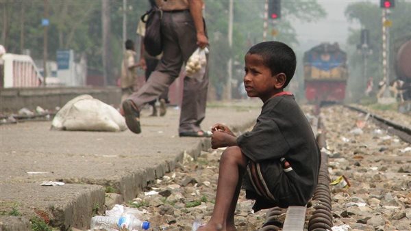 الفقر في 2026.. الحكومة تفتح باب أمل لـ15 مليون أسرة مصرية