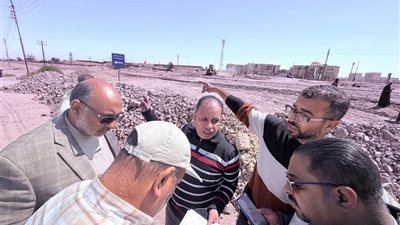 بدء تنفيذ مزلقان المدخل الجنوبي بمدينة مزلقان قنا الجديدة