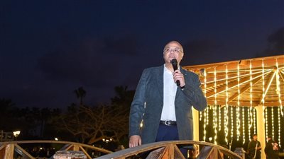 محافظ الإسكندرية يحذر من تداعيات الأزمات ويؤكد ضرورة برنامج متكامل لمجابهة الطوارئ