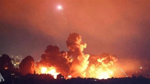 عاجل.. انفجارات ضخمة تهز وسط إسرائيل إثر هجوم صاروخي إيراني