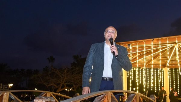 محافظ الإسكندرية يحذر من تداعيات الأزمات ويؤكد ضرورة برنامج متكامل لمجابهة الطوارئ