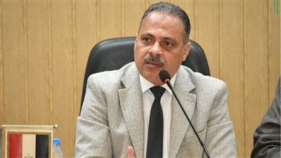 محافظ الشرقية: تنفيذ 563 مشروعًا خدميًا بتكلفة 30 مليار و100 مليون جنيهاً 