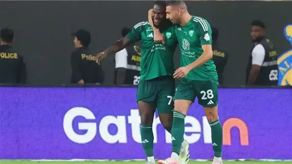 مدافع الأهلي السعودي خارج كلاسيكو كأس الملك