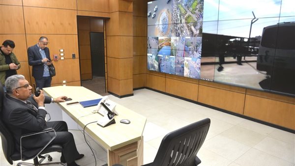 محافظ الدقهلية يتابع حركة المواقف وتوزيع أسطوانات الغاز