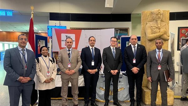 عمرو عثمان وسفير مصر بالنمسا يفتتحان معرض صندوق مكافحة الإدمان بالأمم المتحدة