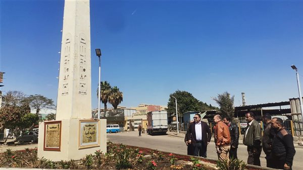 أحفاد الفراعنة في الزاوية الحمراء.. مسلة فرعونية بجهود ذاتية تعيد بريق الحضارة المصرية