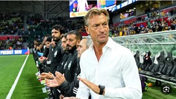 رينارد يبحث عن فك العقدة.. مواجهة خاصة أمام مصر في اختبار ودي مرتقب