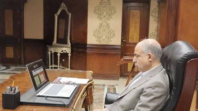محافظ المنيا يشارك في اجتماع ادراج المحافظة بمنظومة التأمين الصحي الشامل 