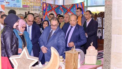 بريشة المبدعين.. كلية التربية بجامعة كفرالشيخ تفتتح معرضها السنوي للفنون التشكيلية 