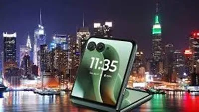 موتورولا Razr 70