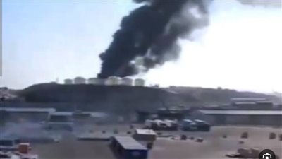 الدفاع المدني العماني: إخماد الحريق في خزانات الوقود يستغرق بعض الوقت