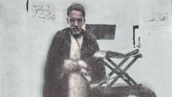 البحث عن الرجل الذي أذن في مالطا.. من هو إمام المنفيين؟