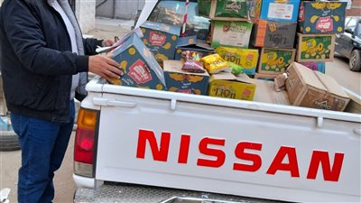 ضبط 400 عبوة أغذية منتهية الصلاحية و550 كجم سمن مجهول المصدر ببسيون