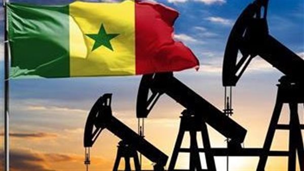 السنغال تتخذ خطوات تهدف إلى "معالجة" اتفاقيات الطاقة والتعدين