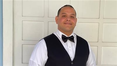 باسم دياب صاحب فيديو الاعتداء عليه من قبل والده في زايد