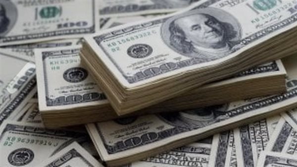 عاجل.. استقرار سعر الدولار أمام الجنيه دون 53 جنيهًا في البنوك