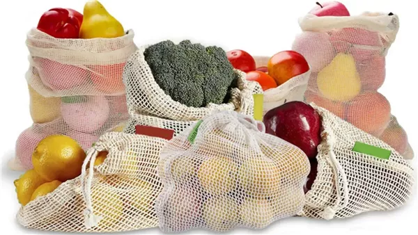 لا تتخلص منها.. استخدامات ذكية لأكياس الخضروات الشبكية في المنزل
