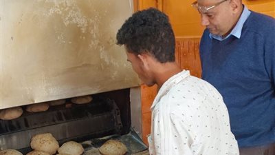الرقابة التموينية تشدد الحملات علي المخابز بالغردقة