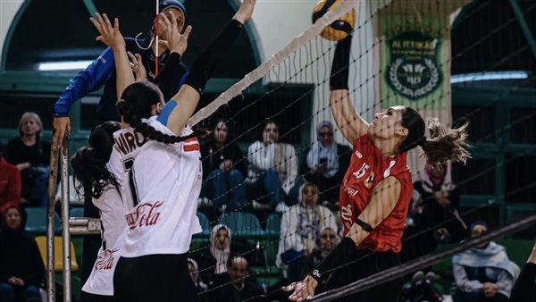 سيدات الأهلي يحصدن لقب كأس الطائرة بفوز كاسح على الزمالك