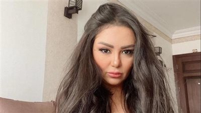 الفنانة إيمان أيوب تكشف حقيقة خضوعها لعملية تجميل 