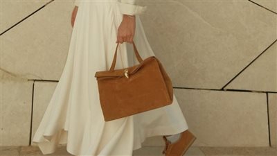 التنانير الطويلة.. إطلالة تجمع بين الأناقة والراحة في عيد الفطر