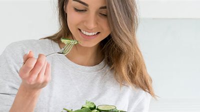 أطعمة قبل النوم تحافظ على صحة المرأة.. تعرفي عليها 