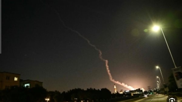 البث الإسرائيلية: دمار هائل في محطة قطار وسط تل أبيب