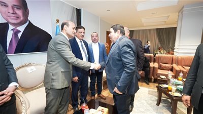محافظ أسيوط يستقبل المهنئين بعيد الفطر بديوان عام المحافظة في أجواء احتفالية مبهجة