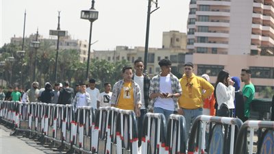 عاجل.. توافد المواطنين على كورنيش النيل للاحتفال بعيد الفطر المبارك 