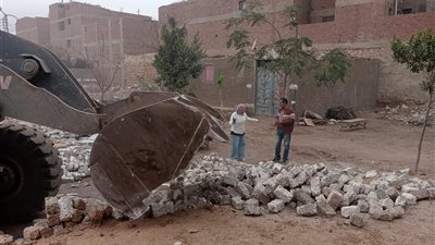 محافظ القليوبية يتابع جهود إزالة التعديات على الأراضي الزراعية خلال ثاني أيام عيد الفطر