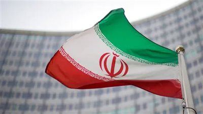 عاجل.. إعلام إيراني: غارات أمريكية إسرائيلية تستهدف مجمع أصفهان النووي