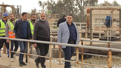  رئيس مياه البحيرة يتفقد محطة معالجة صرف صحي شرنوب 