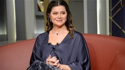 بين التمثيل والأمومة.. يسرا اللوزي تروي تفاصيل حياتها مع ابنتيها لـ منى الشاذلي