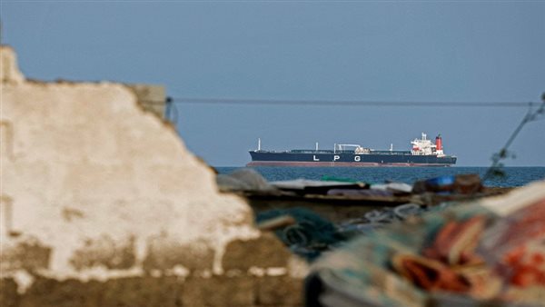 عاجل.. زلزال هرمز.. "مقبرة السفن" تشعل أسعار النفط وترامب يهدد طهران بالسحق
