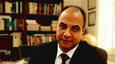ياسر شورى يكتب: ربع رجل يعوى حقدآ والرد عليه  ب 