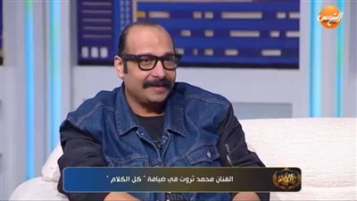 الفنان محمد ثروت يروي أغرب خدعة صدقها في شبابه